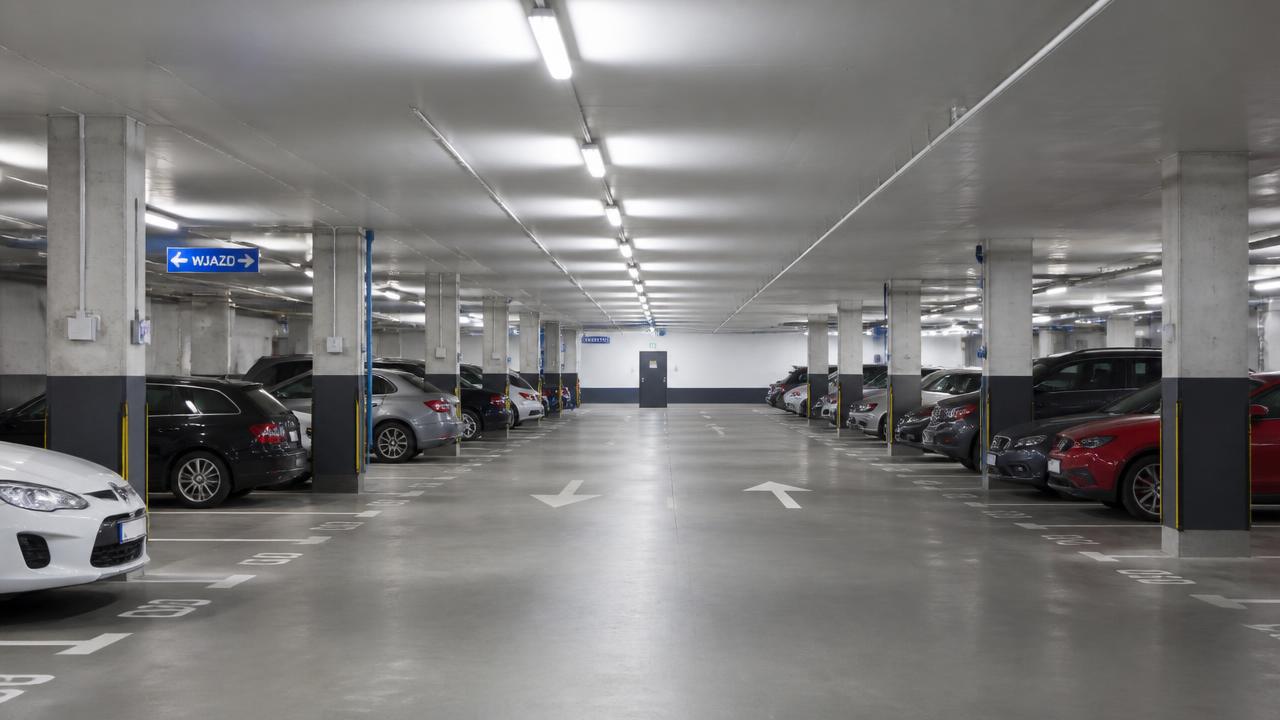 Garage och parkering